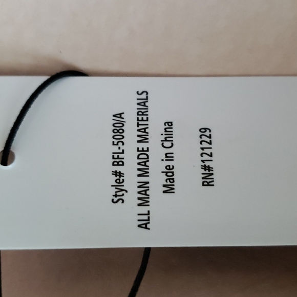 NEW Sara Z  Cream Color Shoes - Picture 8 of 8